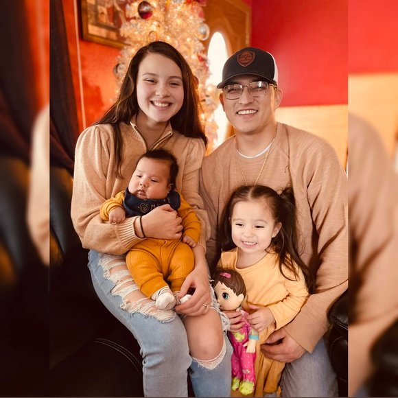 Meet your Posher, Kianda - Picture 1 of 1